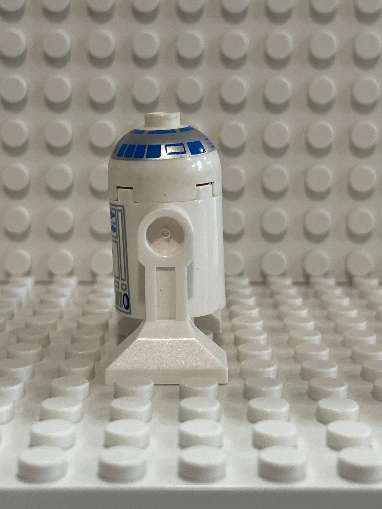 R2-D2, sw0028