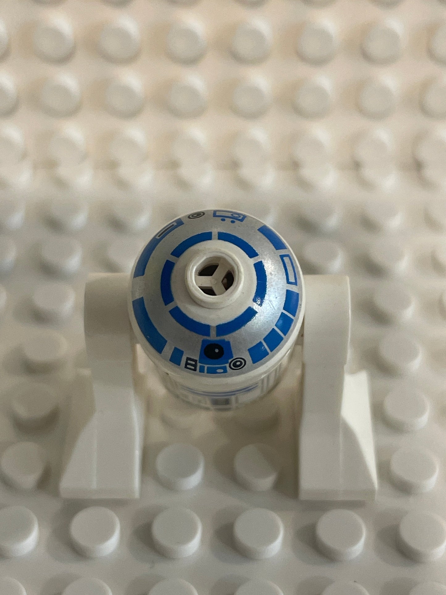 R2-D2, sw0028